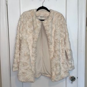 Vagabond Ivory Faux Fur Breckenridge Jacket